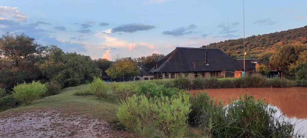 Tidimalo Lodge Рустенбург Екстер'єр фото